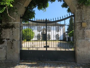 Casa-Ospelia-Viseu-Portugal-11