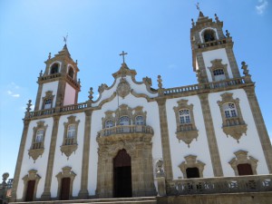 Casa-Ospelia-Viseu-Portugal-12